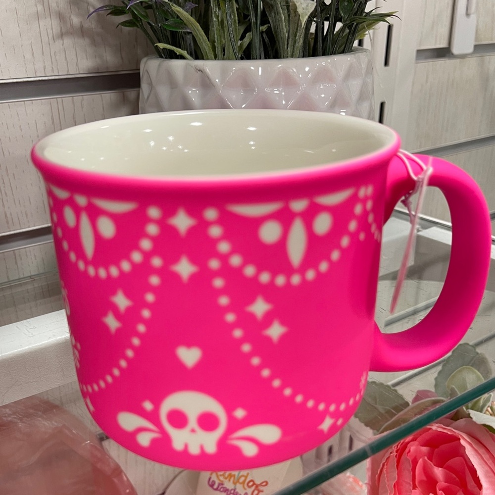 Halloween Pink Skull Skeleton Heart Laser Cut a day of the dead Coffee mug NWT - Picture 1 of 5